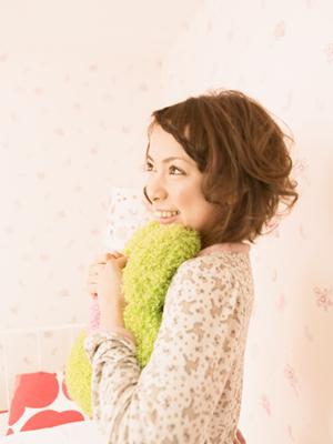 博多で理想の二重まぶたを手に入れる！埋没法のメリットと施術後のケアガイド